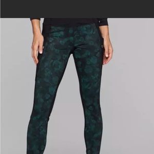 Athleta Frost High Traverse Tight (S)